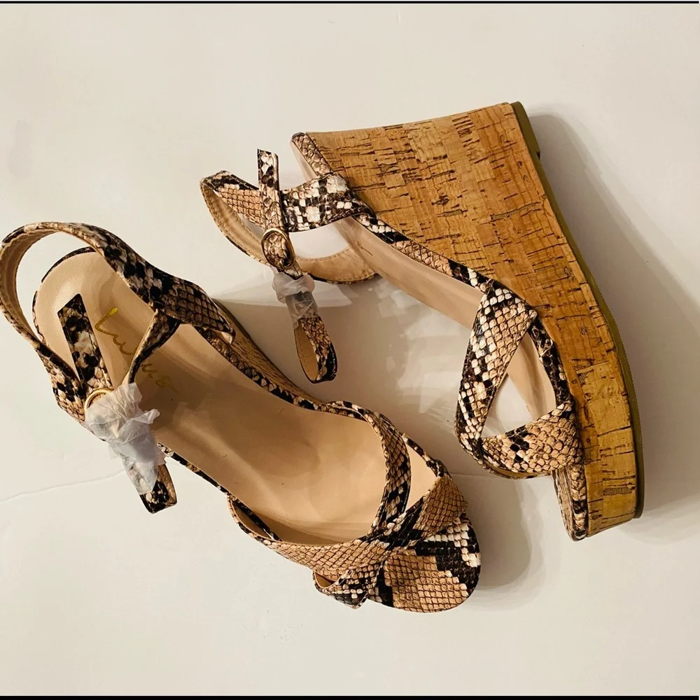 NWT Lulu’s Snakeskin Open Toe Sandals - Picture 1 of 5